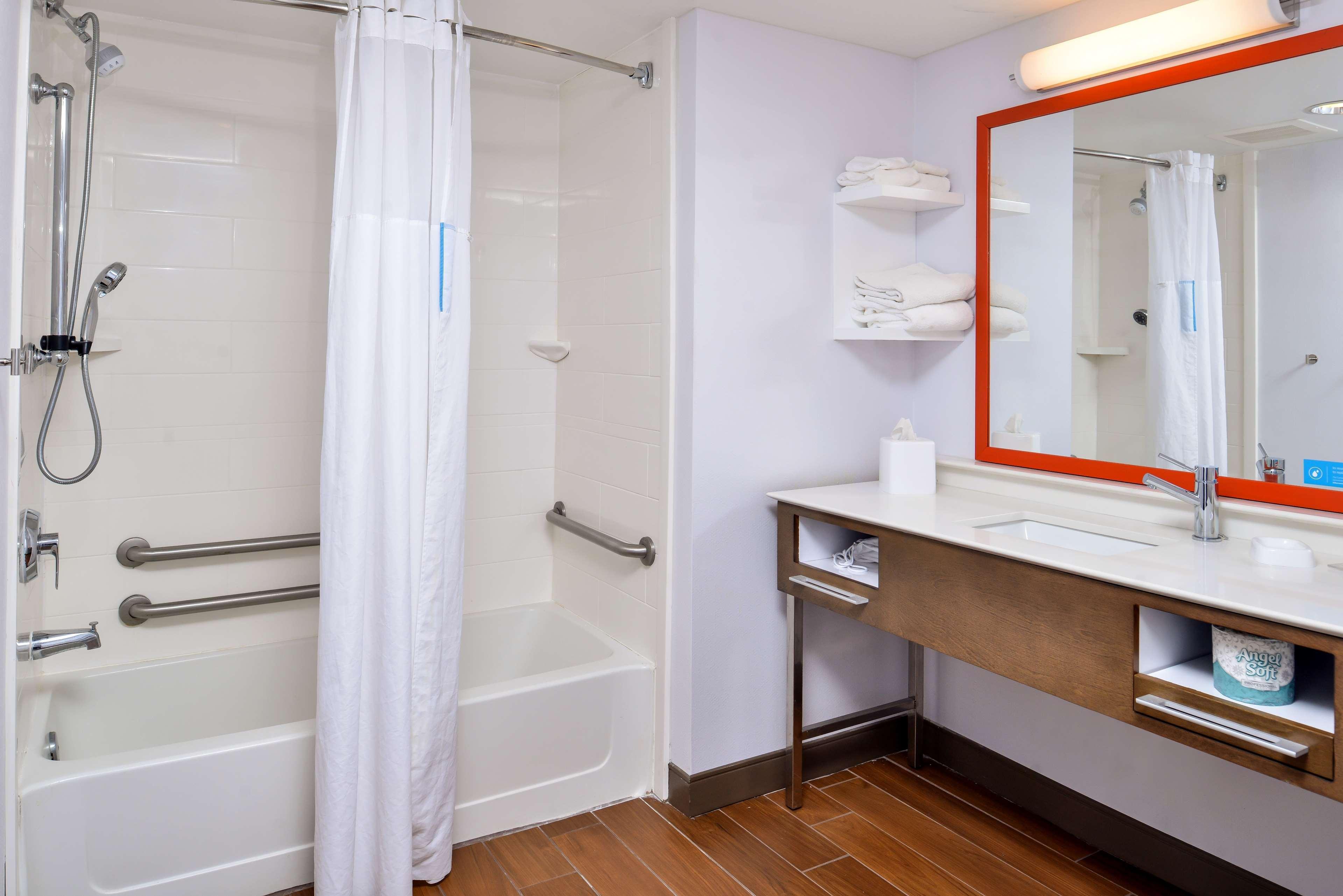Hampton Inn אמפוריה מראה חיצוני תמונה