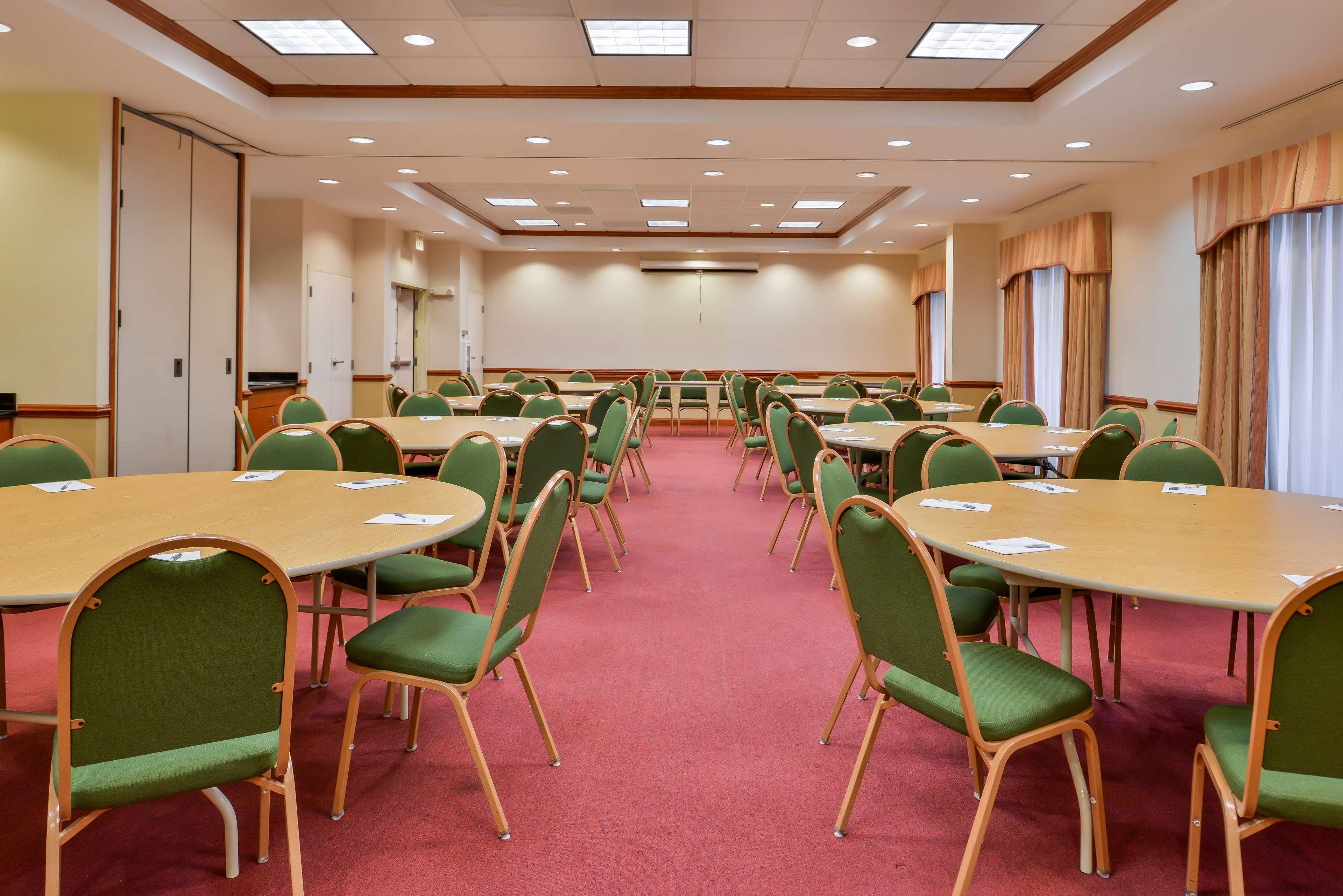 Hampton Inn אמפוריה מראה חיצוני תמונה