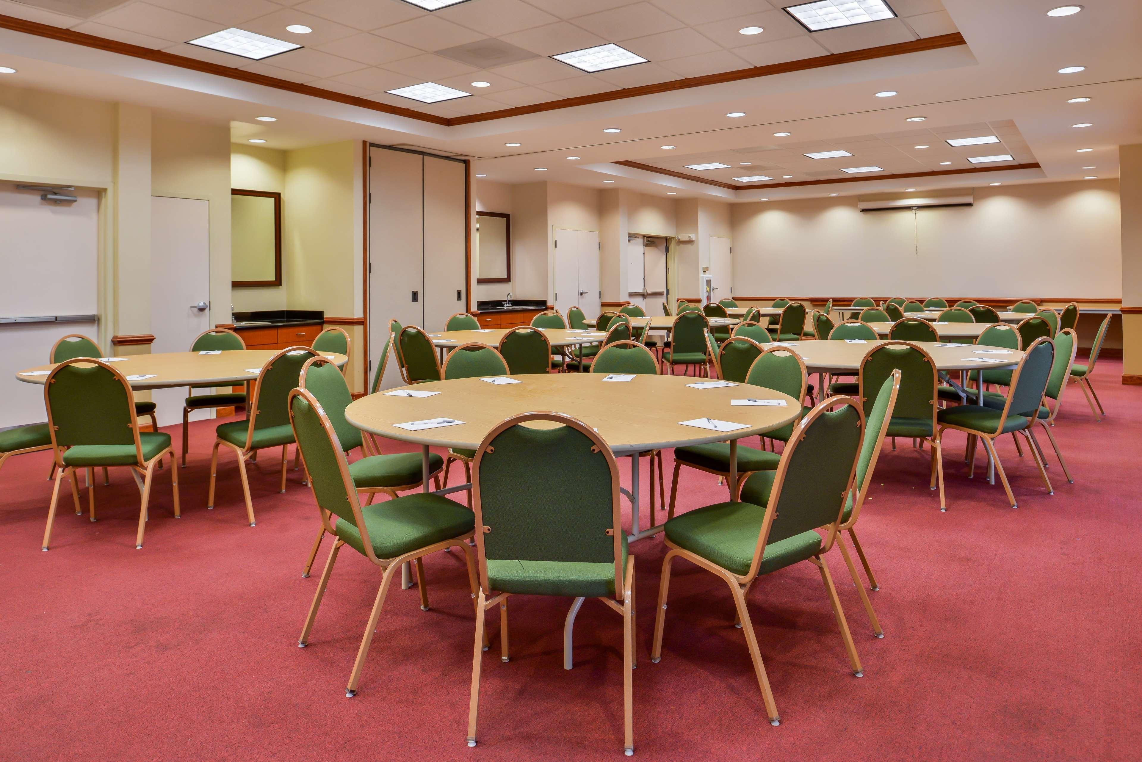 Hampton Inn אמפוריה מראה חיצוני תמונה